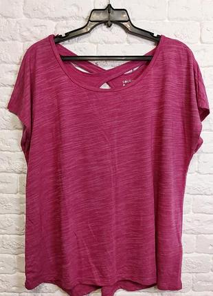 Фірмова футболка