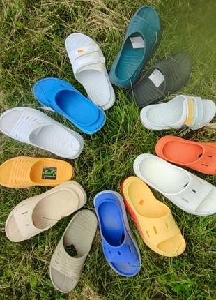 Шлепанцы hoka