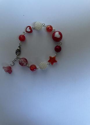 Браслет червоний 🌹🍓. ціна 65 грн