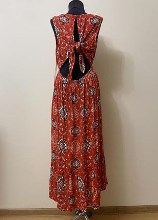 Жіноча сукня померанчового еєкольору 14/16 розміру marks& spencer