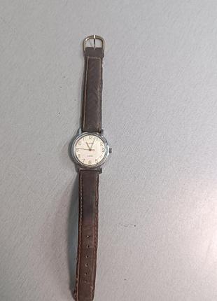 Часы механические vostok восток 18 камней 18 jewels 2214 ссср