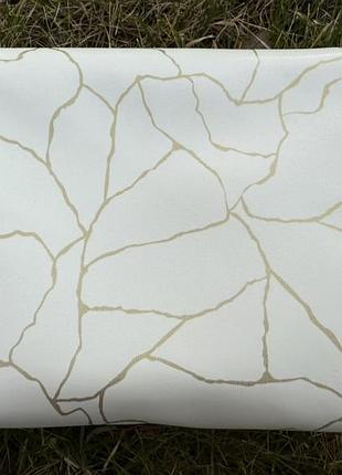 Косметичка yves saint laurent ,