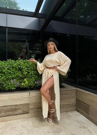 Жіночий літній вільний костюм мусліновий, беж, широкий топ та довга спідниця з розрізами