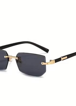 Сонцезахисні жіночі окуляри