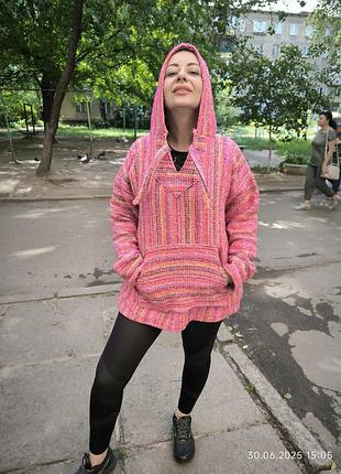 Цікава кофта светр рожева