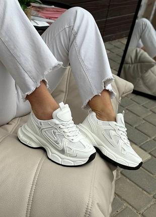 Білі кросівки жіночі на літо комбіновані
