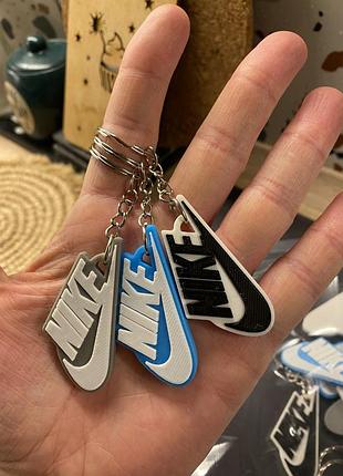 Брелок nike надруковано на 3д принтері