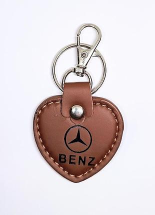 Брелок автомобильный benz finding карабин и кольцо мерседес для сумки ключей эко кожа коричневый 5.3см x 4.8см