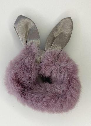 Резинка для волос finding меховая с атласными ушками фиолетовый 8 см