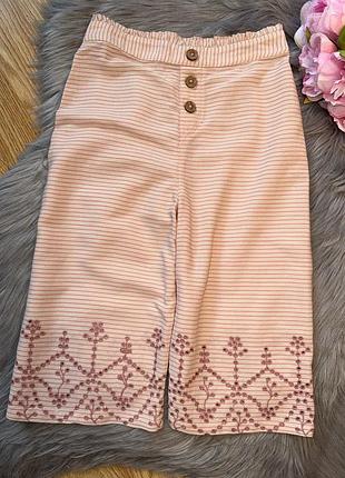 Ідеальні стильні легкі штанці бріджі кюлоти з вишивкою на дівчинку 5/6р tu