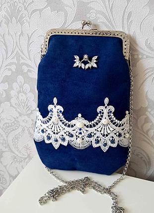 Сумочка з вишивкою стрічками для прогулянки