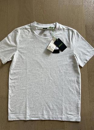 Нова чоловіча футболка boss лeгкого сірого кольору розмір s