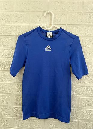 Жіноча футболка для фітнесу