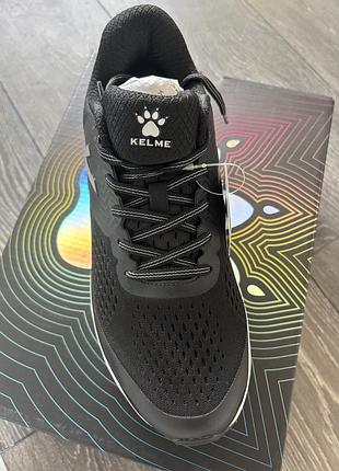 Чоловічі бігові кросівки kelme