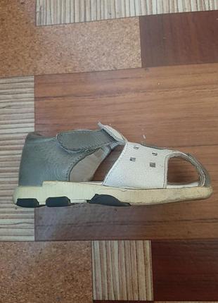 Сандалии 2