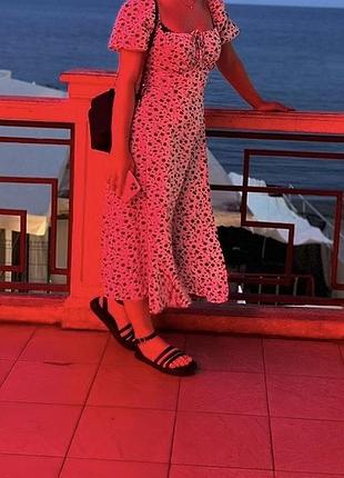 👗 літнє плаття з квітковим принтом 🌸 розмір: s 🧵 матеріал: легка та приємна до тіла тканина