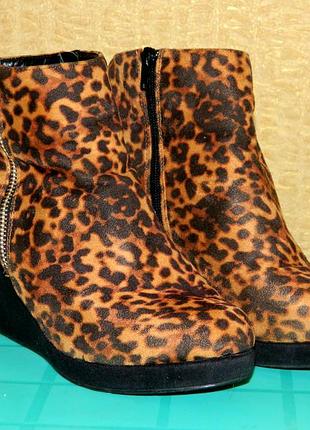Сапоги ботильоны женские демисезонные леопардовые на танкетке р. 39 select