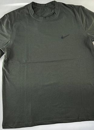 👕 футболка nike | темно зелений колір з вишитим значком