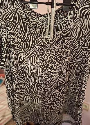 Футболка жіноча