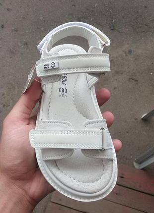 Сандалии девчачьи, 29-34 размеры (белый и черный цвет)