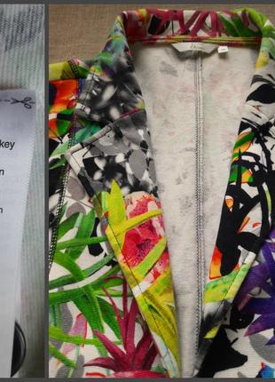 Трикотажный пиджак с ярким цветочным принтом большого размера10 фото