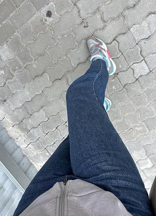 Стильні якісні джинси, в хорошому стані, дешево