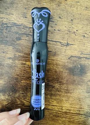 Туш essence lash goals, sculpted volume mascara