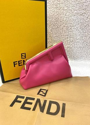 Женская сумка клатч розового цвета нарядная розовая сумка женская ремешком вечерняя сумка