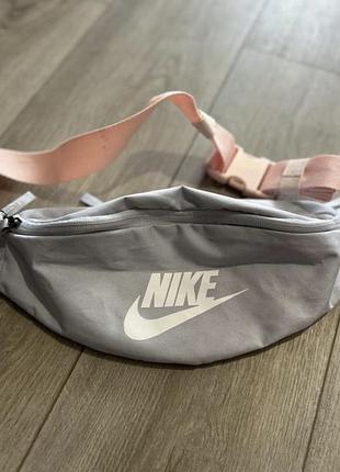Бананка nike