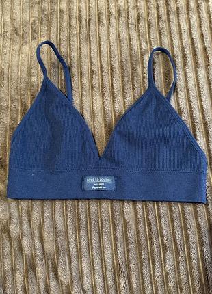 Топ у рубчик — ідеально на кожен день 🖤