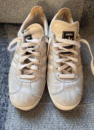 Блакитні кеди adidas gazelle