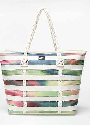Сумка nike sportswear women's artist collection rpm tote