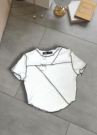 Новий | трендовий топ з контрастною строчкою | коротка футболка zara