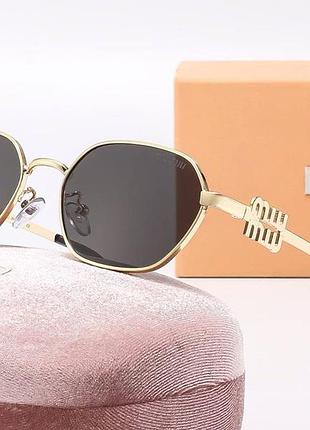 Жіночі сонцезахисні окуляри miu (2121) grey