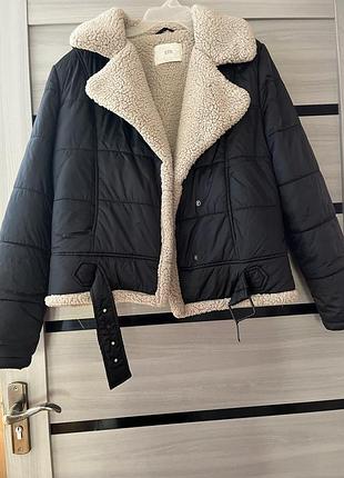 Куртка stradivarius