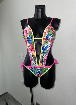 Трендовий сексуальний купальник calzedonia