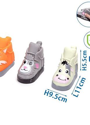 Игрушка-пищалка для собак винил в ассортименте. обувь в форме животных. д11хш9,5хв5,5 смтовары для любимчиков.