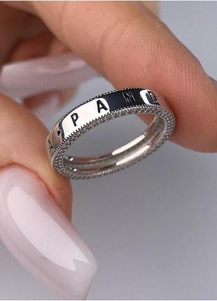 Кольцо серебряное с фианитами белого цвета