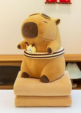 Подушка-игрушка с пледом внутри 3 в 1. 40 см. капибара-трансформер плюшевая: подушка,плед и игрушка.