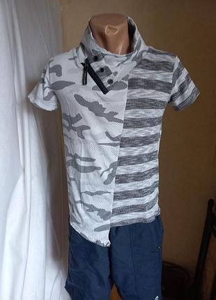 Бавовняна футболка цікавого дизайну 44 розмір
