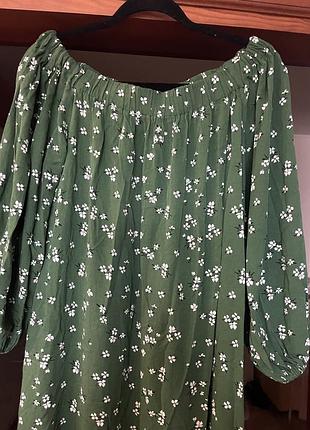 Зелений сарафан улюблений