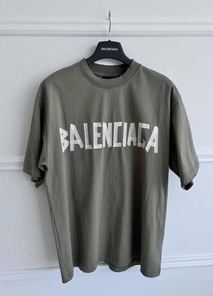 Футболка balenciaga