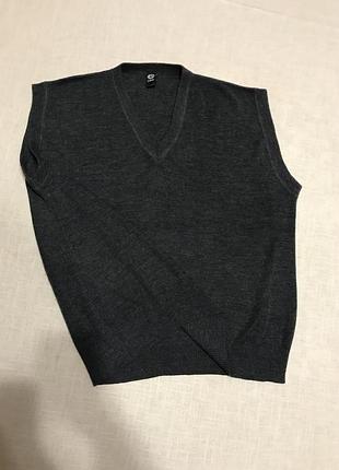 Шерстяной жилет