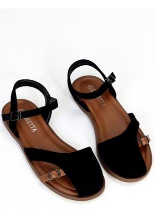 Босоножки летние