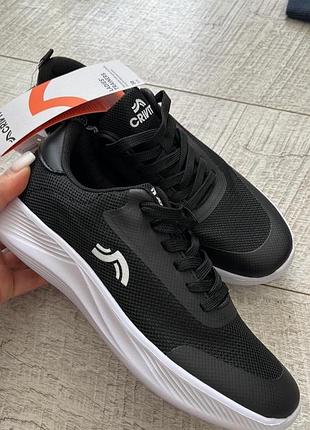 Стильні  кросівки легенькі сіточки 38 р 39 40