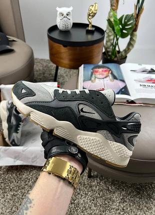 Кроссовки nike air huarache grey black