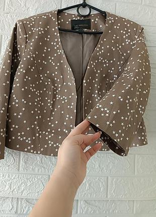 Укороченный пиджак
