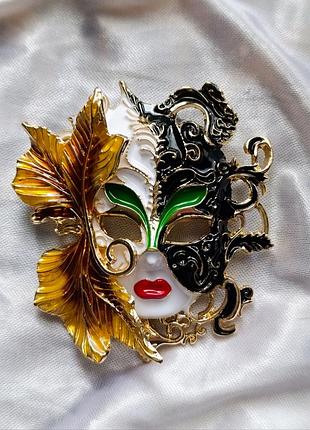 Удивительная брошь маска в венецианском стиле 😍