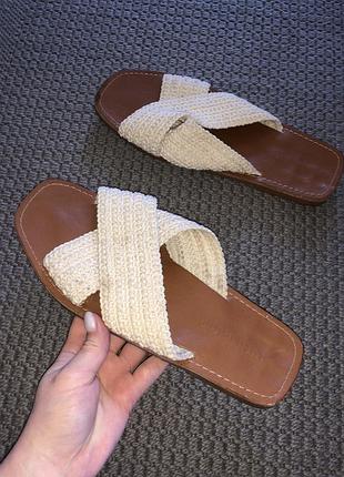 Босоніжки шльопанці шльопки босоножки шлёпки шлёпанцы