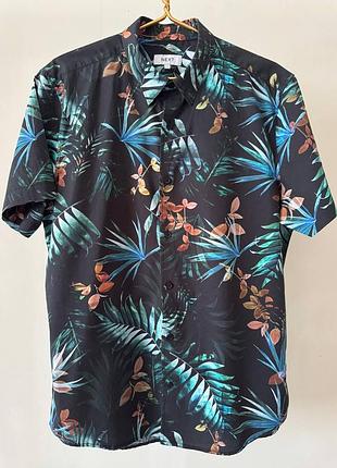 Шикарна гавайська сорочка next чорного кольору , розмір l